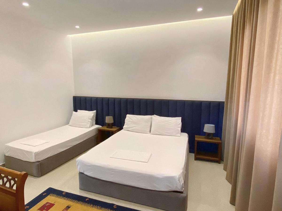 Guesthouse Niko Berat Exterior foto